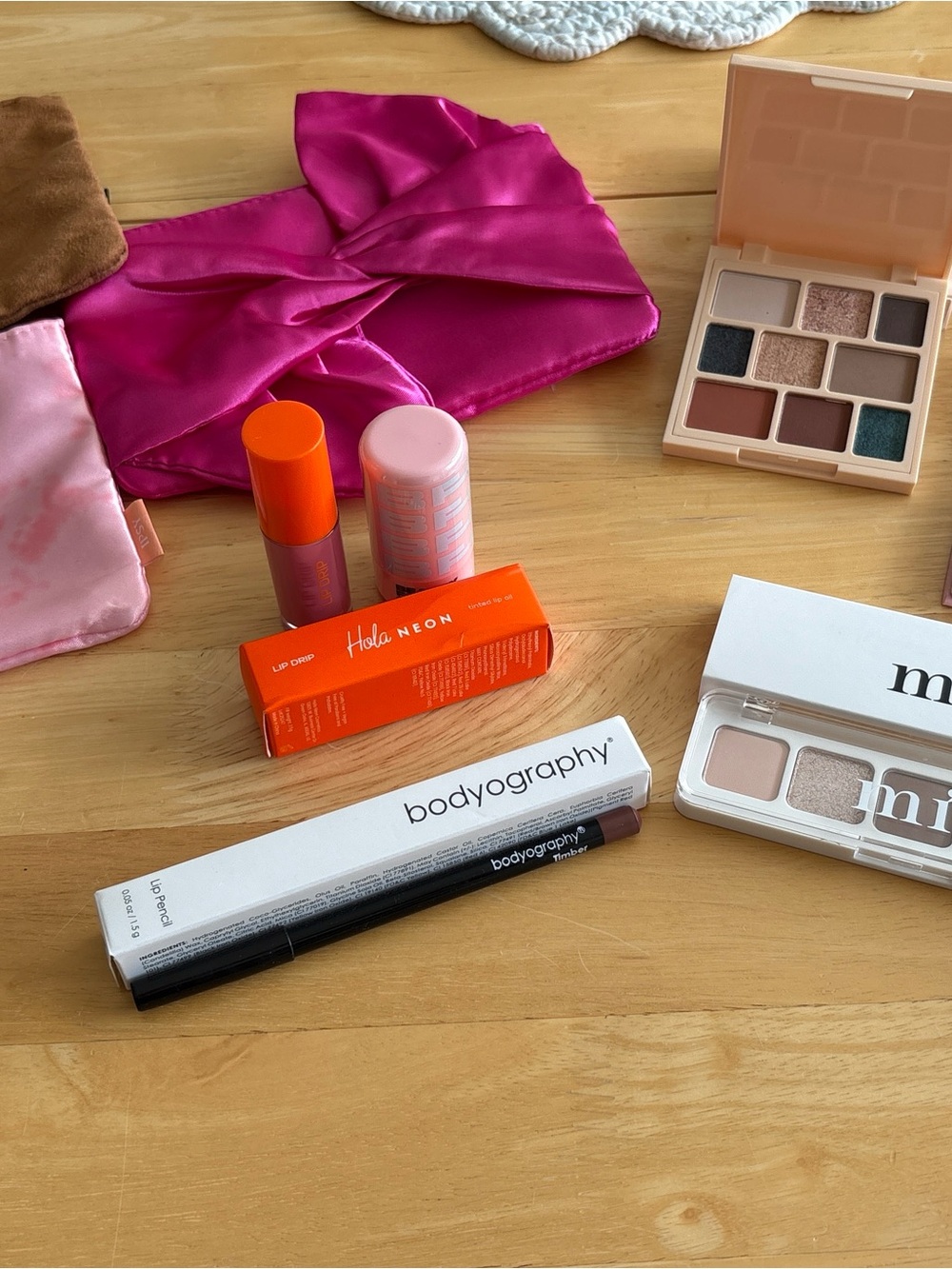 ipsy Eyeshadow Palette Bundle with Neutral and Shimmer Shades